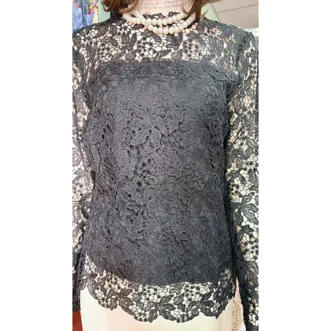 Áo ren đen, có sẵn lót trong Hàng có sẵn giao ngay Size SM Giá 250k/ áo Hàng đẹp, hình shop chụp thực tế