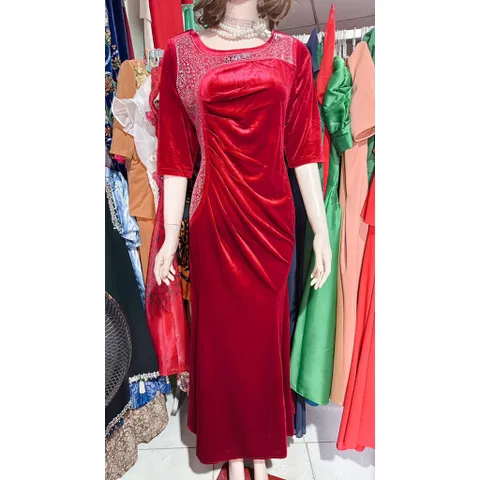 Đầm dạ hội nhung ép đá siêu đẹp Hàng có sẵn giao ngay Eo dưới 100 cm mặc đẹp Chất liệu nhung co giãn Giá 420k Màu đỏ đô