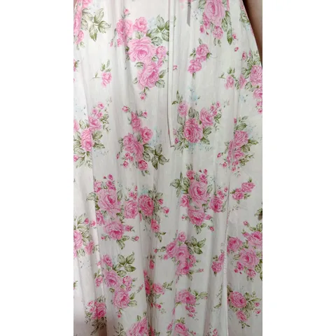 Đầm dài hoa nhẹ nhàng kiểu Pháp in hoa Hàng có sẵn giao ngay Size SML Giá 299k Chất liệu thô in hoa Chiều dài đầm 115cm