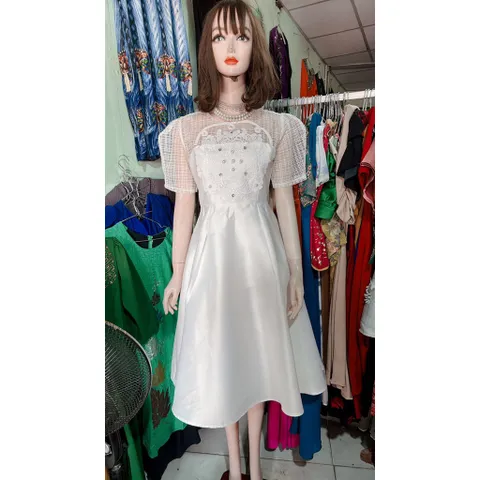 Đầm tapta phối ren màu trắng  Chất liệu tapta cao cấp Hàng có sẵn giao ngay L , có sẵn mút ngực Gia 420k  Hàng đẹp sang