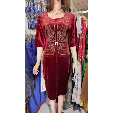 Giá 420k Hàng có sẵn giao ngay Đầm vest nhung đính kết siêu sang Màu đỏ đô Chất liệu nhung co giãn dễ mặc