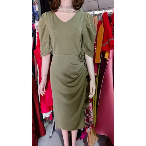 Đầm thiết kế dự tiệc sang chảnh đính hoa eo chất liệu thun poly  2da co giãn xịn xò Đầm  BigSize Đi Cưới Thiết Kế