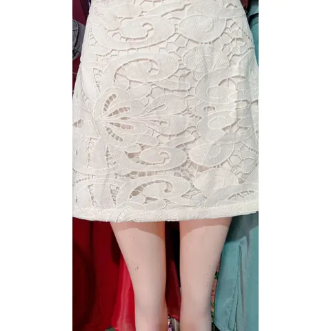 Chân Váy Ren Dài Ngang Gối Lưng Cao sang trọng Màu kem Đúp lót 2 lớp Hàng có sẵn giao ngay Giá 299k Đủ size SMLXL2XL