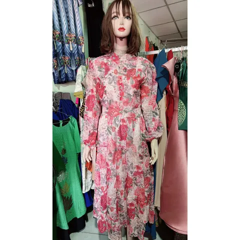 Đầm maxi hoa dáng dài mặc đi biển, du lịch siêu đẹp Hàng có sẵn giao ngay M, eo dưới 72cm Đúp lót 2 lớp Giá 350k