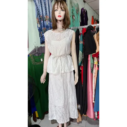 Set áo + chân váy ren Màu trắng Hàng có sẵn giao ngay Size SMLXL Dưới 70kg mặc đẹp Giá 420k/ cả set gồm áo + chân váy