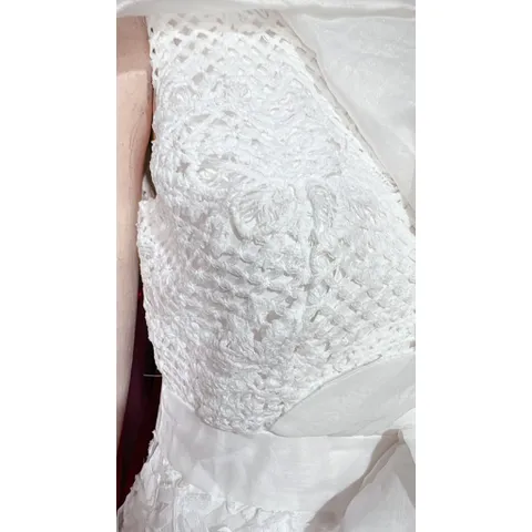 Đầm ren hoa cao cấp Giá 420k Hàng có sẵn giao ngay Size S, eo dưới 70cm mặc đẹp Màu trắng