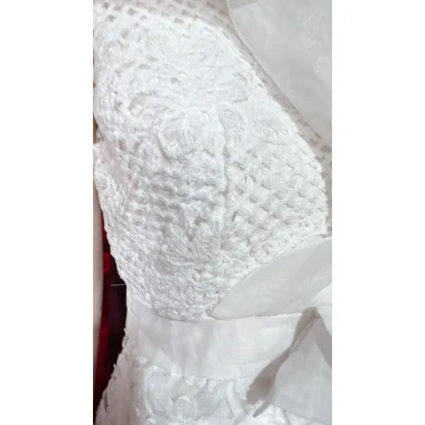 Đầm ren hoa cao cấp Giá 420k Hàng có sẵn giao ngay Size S, eo dưới 70cm mặc đẹp Màu trắng