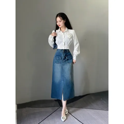 Chân váy jean có 2 túi  Giá 250k Hàng có sẵn giao ngay M Chất liệu jean cao cấp Size SM mặc đẹp, eo dưới 74cm