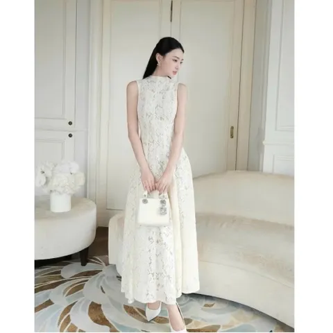 Đầm  ren dự tiệc cao cấp, dáng maxi siêu sang-Đầm dự tiệc dáng dài cổ tròn họa tiết ren  Màu trắng và màu kem