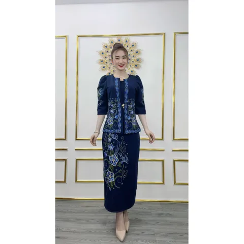 đầm + áo khoác thêu cao cấp