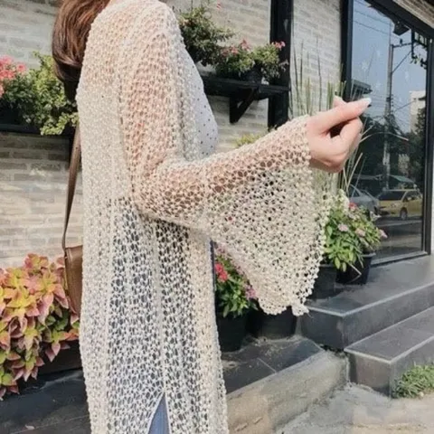Áo khoác lưới đi biển tay loe đi biển, đi du lịch áo choàng ren đi biển dáng dài Giá 230k Hàng có sẵn giao ngay Màu kem