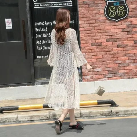 Áo khoác lưới đi biển tay loe đi biển, đi du lịch áo choàng ren đi biển dáng dài Giá 230k Hàng có sẵn giao ngay Màu kem