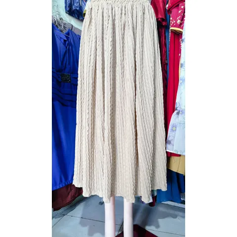 Chân váy nữ đẹp form rộng, chất liệu mềm mịn mát mát, váy đẹp Màu đen , trắng, nâu, co giãn dễ mặc Dưới 70kg mặc đẹp