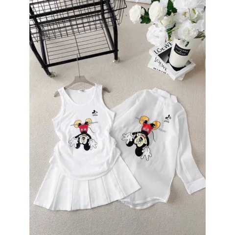 SET So MI IN MICKEY 2 MÓN Một sét đồ siêu xinh cập bến ạ. Mặc hè này xinh xỉu nè. Tận 2 món gồm áo thun + áo sơ mi