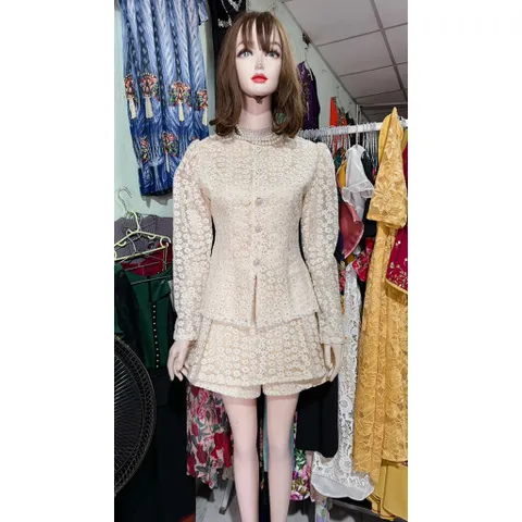 Set Áo Ren Hoa Cúc Thêu Tay Dài Và Quần Giả Váy Xếp Li  Hàng cao cấp Giá 450k/ cả set Hàng cao cấp Size SML