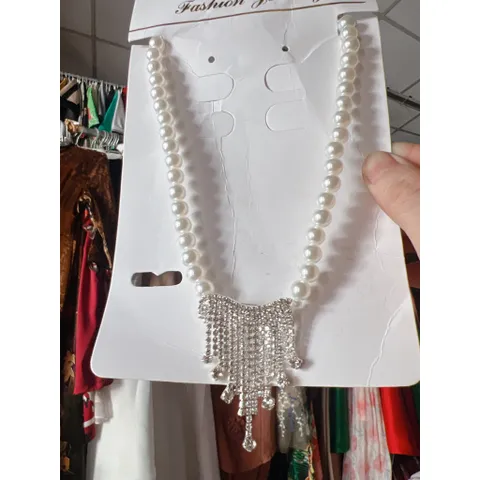 Vòng cổ ngọc nhân tạo sang trọng Hàng có sẵn giao ngay Giá 250k