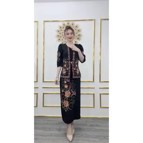 Đầm kèm áo khoác