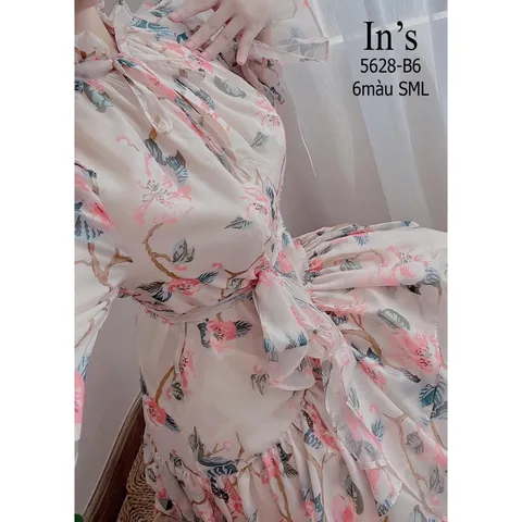 Váy voan hoa 3 tầng dài tay SML Giá 390k ( shop khác đang bán gần 8xx) Hàng có sẵn giao ngay Chất liệu tơ hoa nhẹ