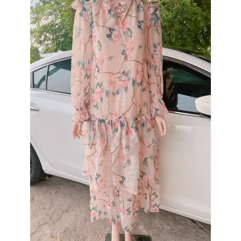 Váy voan hoa 3 tầng dài tay SML Giá 390k ( shop khác đang bán gần 8xx) Hàng có sẵn giao ngay Chất liệu tơ hoa nhẹ