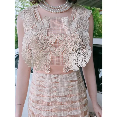 VÁY REN XẾP NƠ SÓNG  Size S: Dưới 55kg eo dưới 72cm Hàng có sẵn giao ngay Giá 490k Người ta bán hơn 1tr ạ Hàng xịn