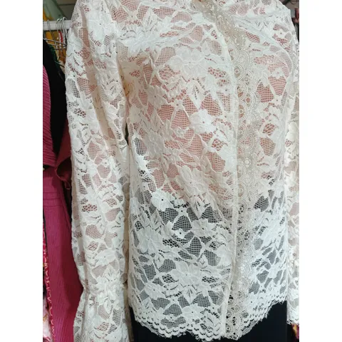 ao sơ mi ren bông tay dài siêu đẹp Hàng cao cấp Ren siêu đẹp Giá 290k, dễ phối đồ với quần và chân váy