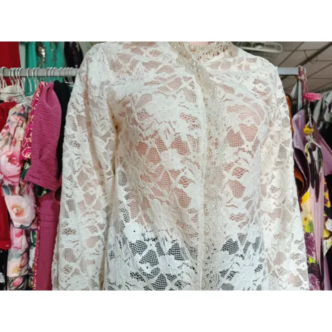 ao sơ mi ren bông tay dài siêu đẹp Hàng cao cấp Ren siêu đẹp Giá 290k, dễ phối đồ với quần và chân váy