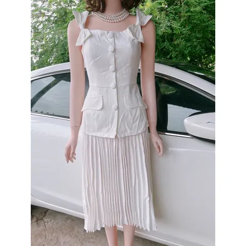 Set áo nơ + chân váy dập ly Hàng có sẵn giao ngay M Maù trắng Hàng chính chủ C Giá 390k/ cả set  hàng xịn