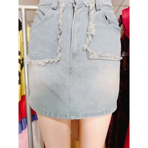 CHÂN VÁY JEAN CÓ QUẦN TRONG TÚI RÁCH CÁ TÍNH Hàng có sẵn giao ngay M Size SM Chất liệu jean cao cấp Giá 150k