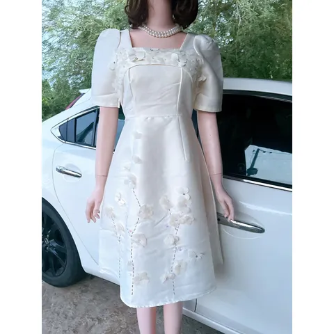 Đầm tapTa   kem tiểu thư đính hoa thủ công tỉ mỉ nữ tính  Đầm thiết kế đi chơi đi làm xinh xắn Giá 390k HÀng có sẵn