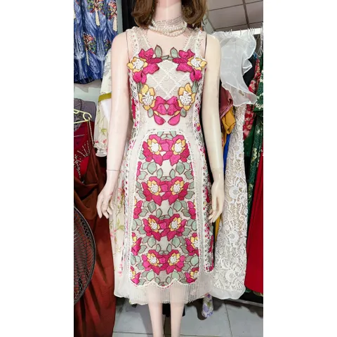 Đầm dự tiệc  ren cao cấp thanh lịch dáng chữ A hai dây đính kết , cover hãng Amy Hàng có sẵn giao ngay S Size S