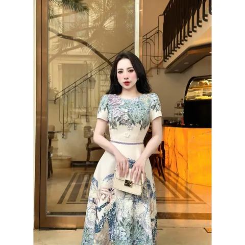 Đầm họa tiết cao cấp , chất liệu chéo mịn trẻ trung sang trọng Giá 390k Hàng siêu đẹp Đủ size SML