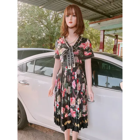 Đầm lụa siêu đẹp  Giá 450k Hàng có sẵn giao ngay Chất liệu lụa siêu đẹp, nhẹ, không nhăn, không rút, mềm mát