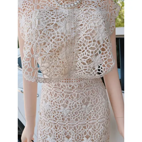 Đầm Thiết Kế Dự Tiệc Ren Trắng Hàng chính chủ ND Size S Hàng có sẵn giao ngay Màu trắng Giá 350k