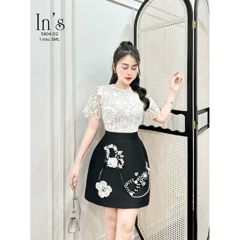 VÁY PHỐI REN ĐEN TRẮNG ĐÍNH KẾT HOA Hình thật shop chụp Giá 350k Hàng có sẵn giao ngay Eo dứoi 66cm
