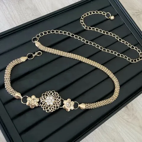 Thắt lưng chuỗi đai váy áo kim loại phong cách Châu âu hiện đại trẻ trung Hàng có sẵn giao ngay Giá 199k Màu vàng