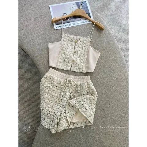 Set sho.rt hai dây nút gỗ gồm áo và quần eo bo chun co giãn dễ mặc Size SM Hàng có sẵn giao ngay  Giá 320k/ cả set