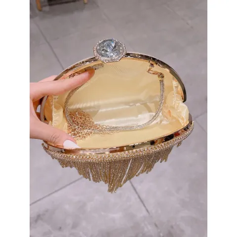 Túi đi tiệc Đá Tua Rua, đính đá sáng lấp lánh size 22cm Hàng có sẵn giao ngay Màu đen , trắng, gold Giá 390k/ cái