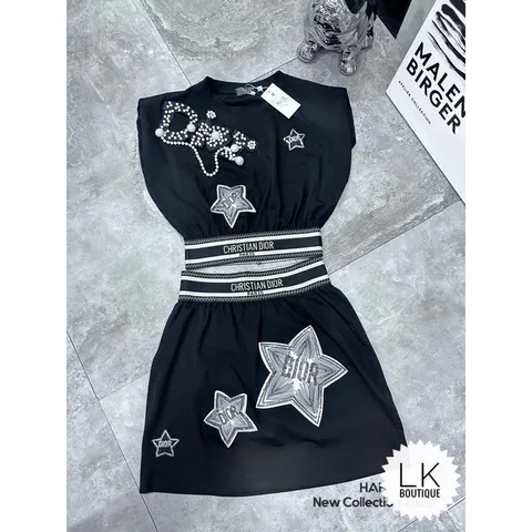 Set áo đính kết va chân váy kèm lót quần Màu trắng và đen Hàng có sẵn giao ngay S Giá 390k/ cả set Hàng cao cấp