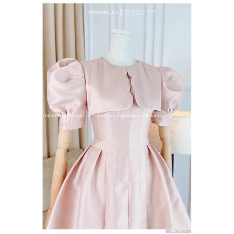 Đầm thiết kế cao cấp tay phồng vạt eo. chất liệu Tafta fine cao cấp, ít nhăn. màu hồng pastel ngọt ngào trẻ trung