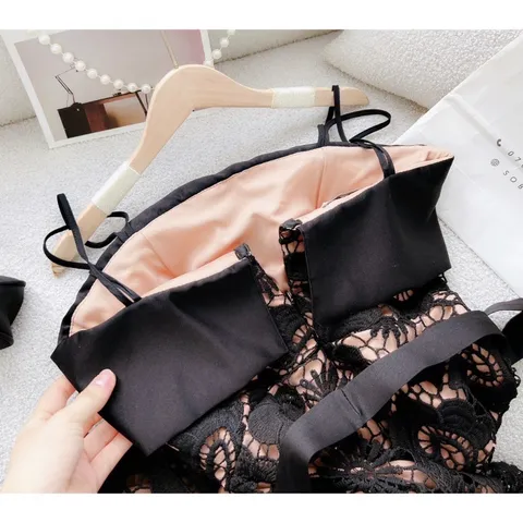 VÁY REN HOA VINTAGE CỘT EO DÂY PHỐI DÂY KÉP  Giá 420k Hàng có sẵn giao ngay Hàng ren cao cấp