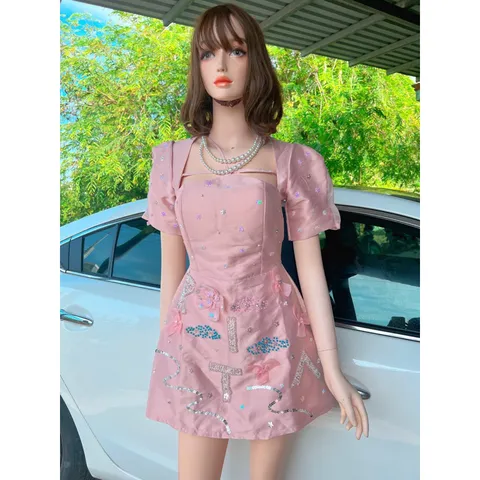 Đầm tapta đẹp đính đá cao cấp Giá 390k ( màu kem và hồng)  Hàng có sẵn giao ngay Hàng đường may đẹp, kỹ, đúng mô tả