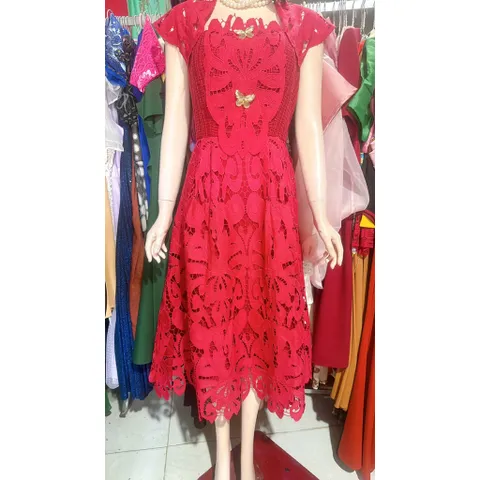 Đầm ren đỏ cao cấp
