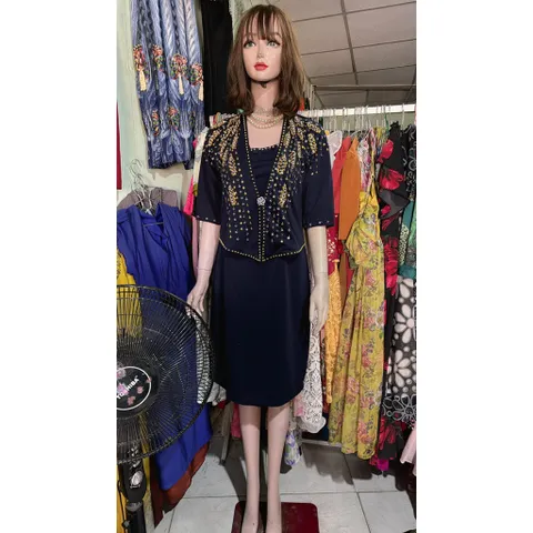 Đầm vest kết đá cao cấp, kết đá thủ công tỉ mỉ Hàng có sẵn giao ngay Màu xanh đậm Đủ size tới 80kg Giá 450k