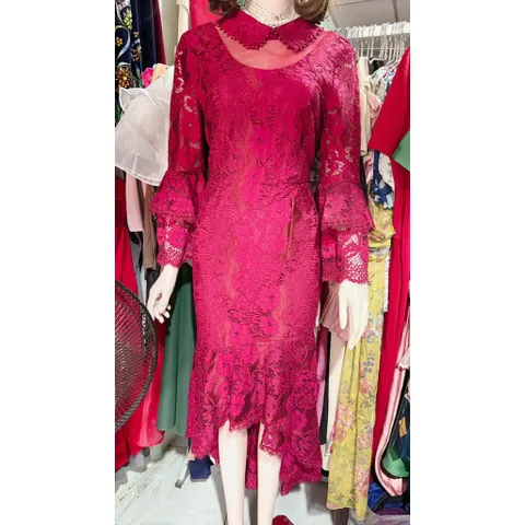 Đầm ren cao cấp Đúp lót 2 lớp Hàng có sẵn giao ngay Giá 290k Eo dưới 72cm mặc đẹp Màu đỏ đô