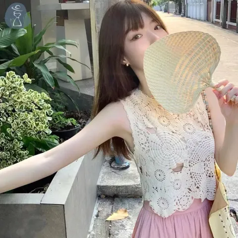 Áo len sợi móc ba lỗ phong cách tiểu thư vintage Hàng có sẵn giao ngay Màu kem Giá 190k