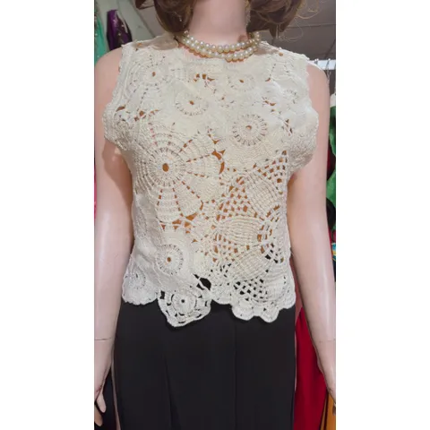 Áo len sợi móc ba lỗ phong cách tiểu thư vintage Hàng có sẵn giao ngay Màu kem Giá 190k