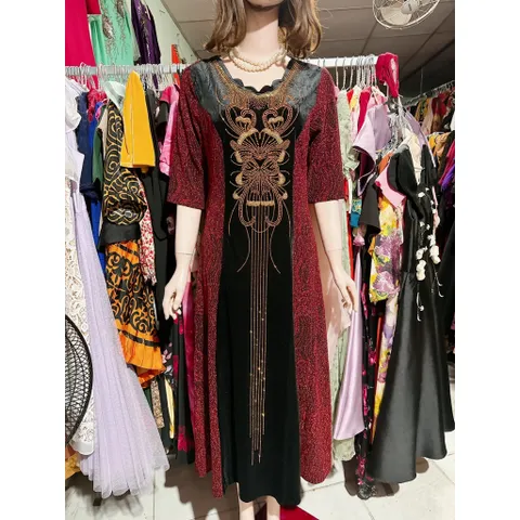 Mã đầm dạ hội ép đá - Chất Liệu: nhung phối nhũ . - size:58kg—>78kg. Hàng có sẵn giao ngay Gía 390k Hàng cao cấp