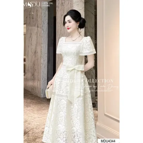 Đầm ren thiết kế dáng dài vintage cổ vuông tay ngắn hai lớp chất ren sữa nơ eo sang chành phù hợp đi tiệc, đi chơi