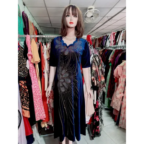 Đầm ép đá nhung Màu xanh coban Hàng có sẵn giao ngay Dưới 80kg mặc đẹp Chất liệu nhung co giãn dễ mặc Giá 390k