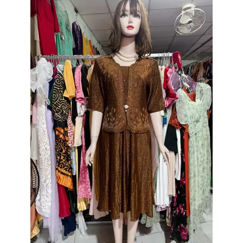 Đầm dự tiệc trung niên chất thun nhũ co giãn cực tốt, mịn ,hoa ép đá dáng vest che bụng dưới 80kg mặc đẹp